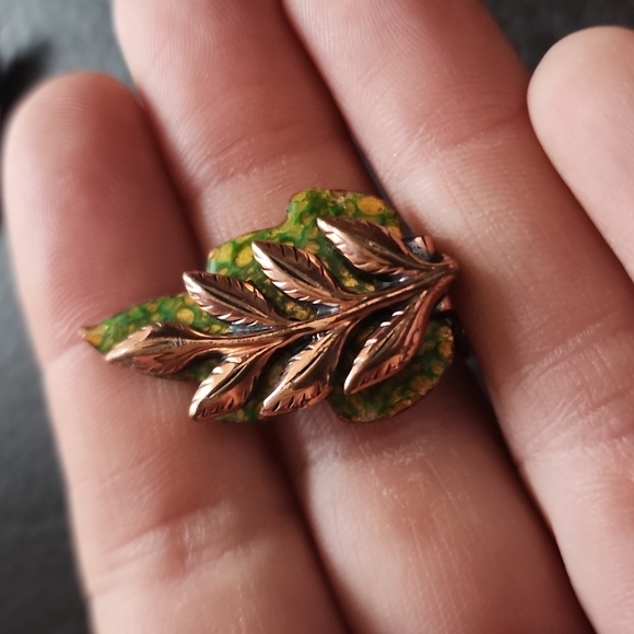 VTG Renoir Matisse copper clip on earrings - Picture 6 of 10